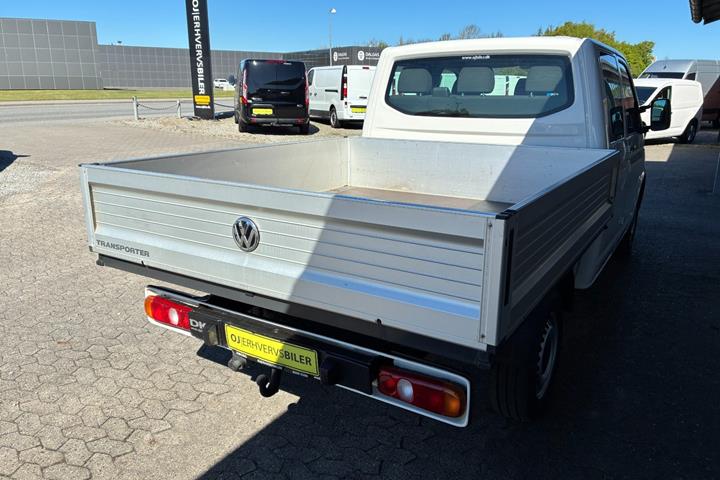 Hvid VW Transporter fra 2020