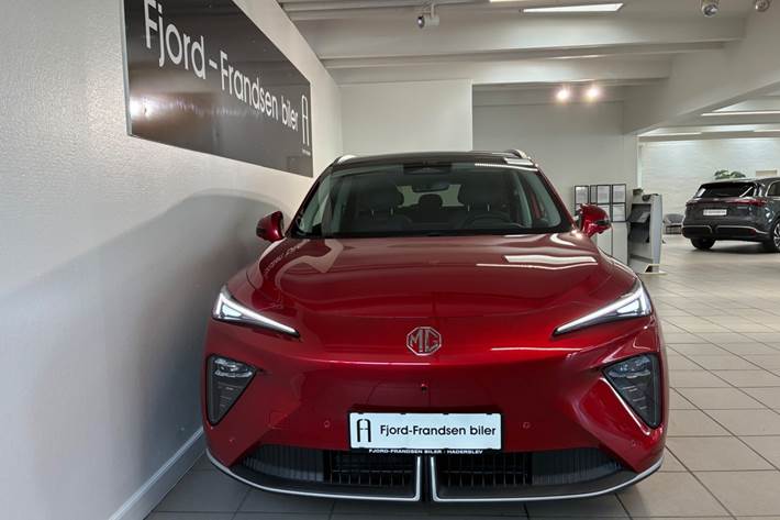 Rød MG MGS6 fra 2026
