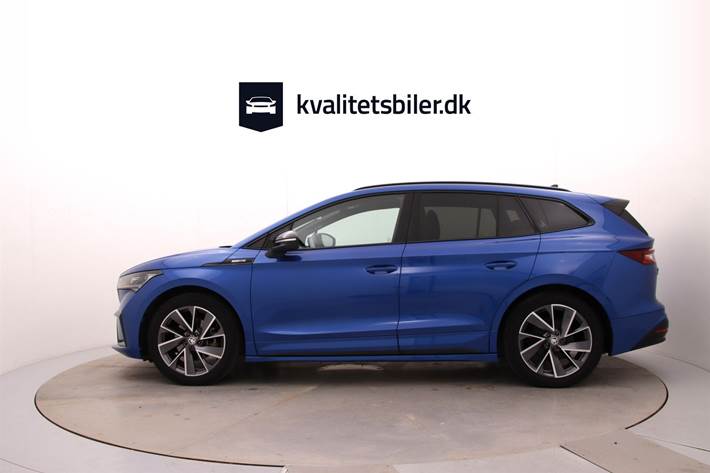 Blå Skoda Enyaq fra 2022