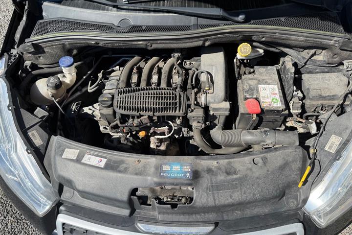 undefined Peugeot 208 fra 2014