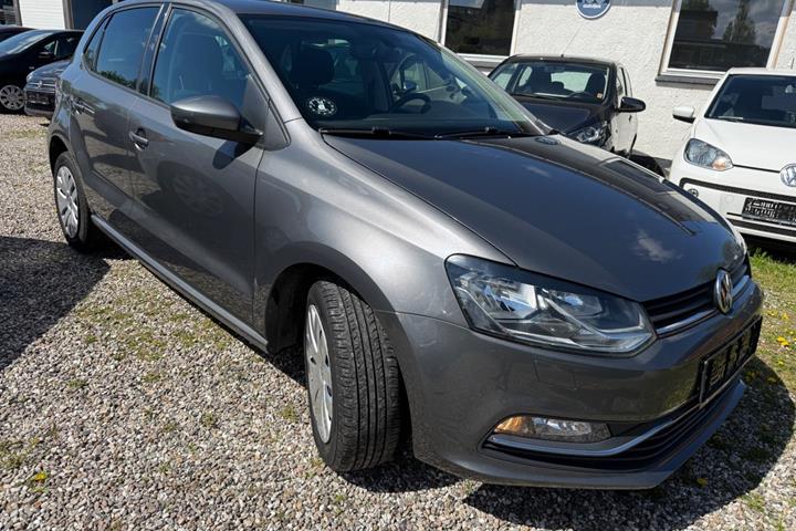 Grå VW Polo fra 2016