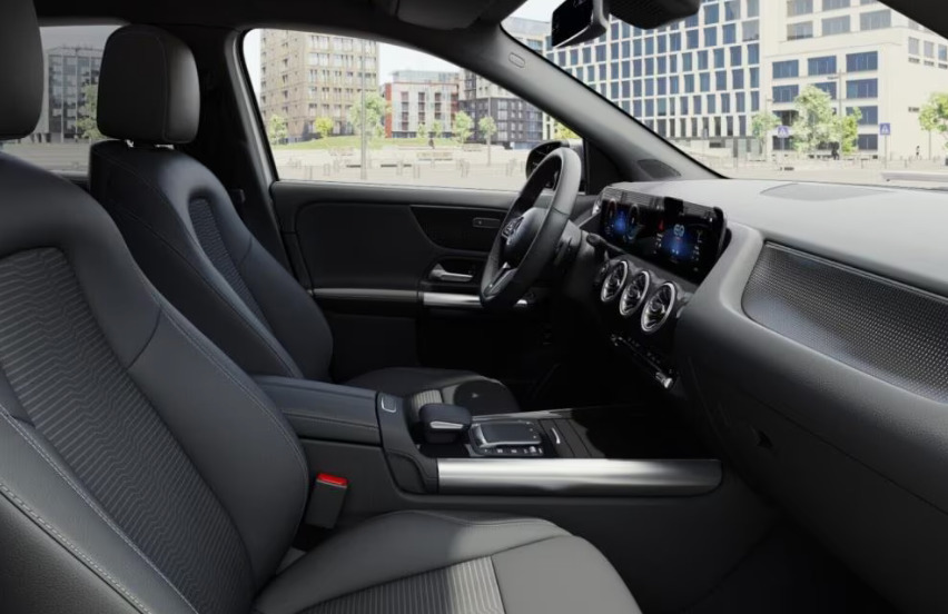 Grå Mercedes EQA250+ fra 2022