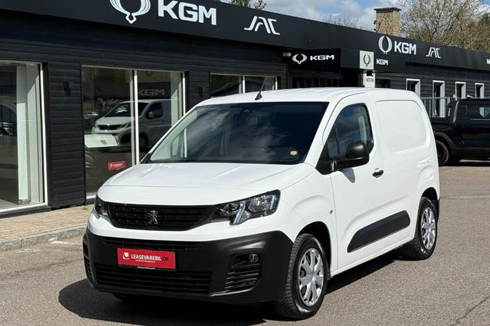 Hvid Peugeot Partner fra 2020