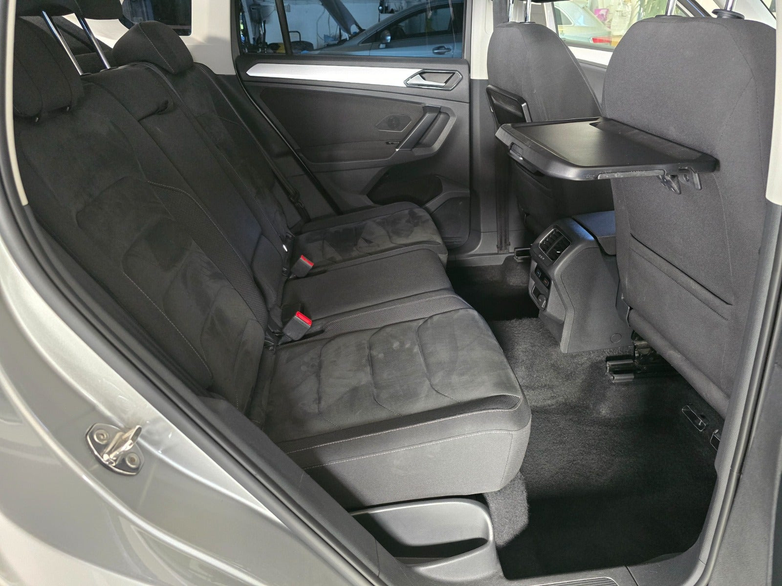 Sølv VW Tiguan fra 2017