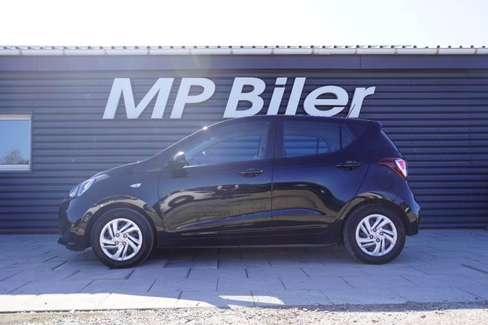 Sort Hyundai i10 fra 2018