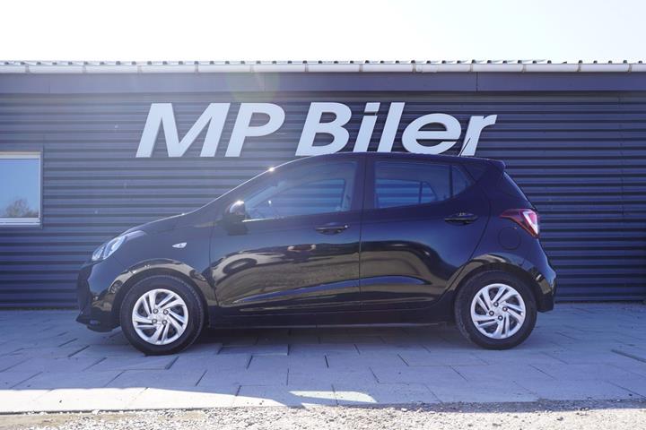Sort Hyundai i10 fra 2018