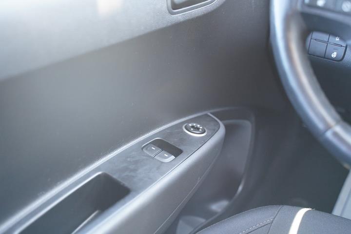 Sort Hyundai i10 fra 2018