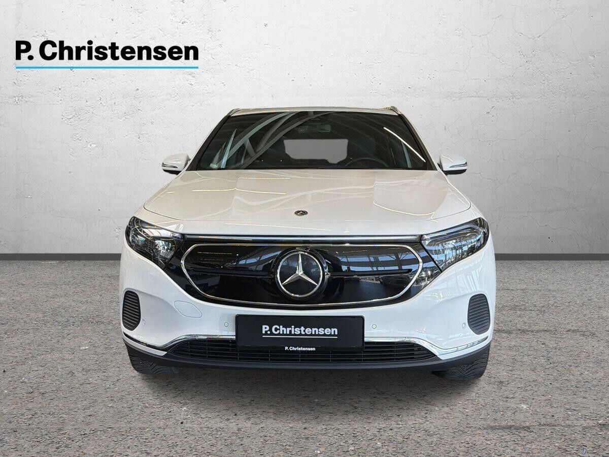 Hvid Mercedes EQA250 fra 2022