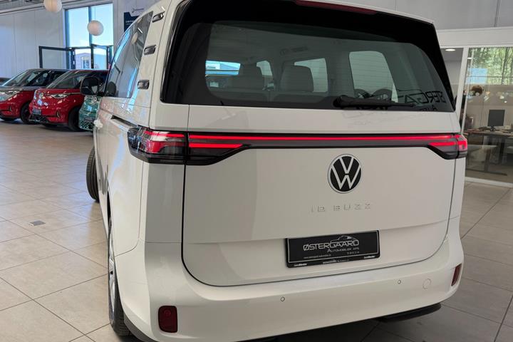 Hvid VW ID.Buzz fra 2025