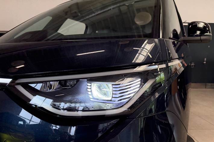 Blå VW ID.Buzz fra 2025