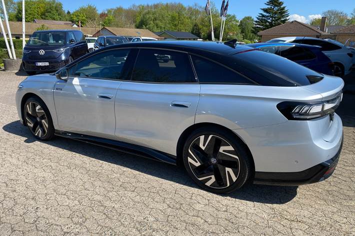 Sølv VW ID.7 fra 2025