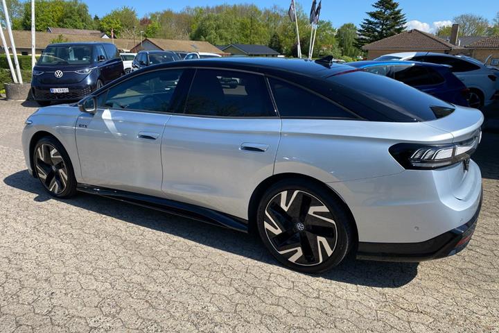 Sølv VW ID.7 fra 2025