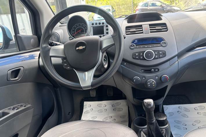 Blå Chevrolet Spark fra 2010