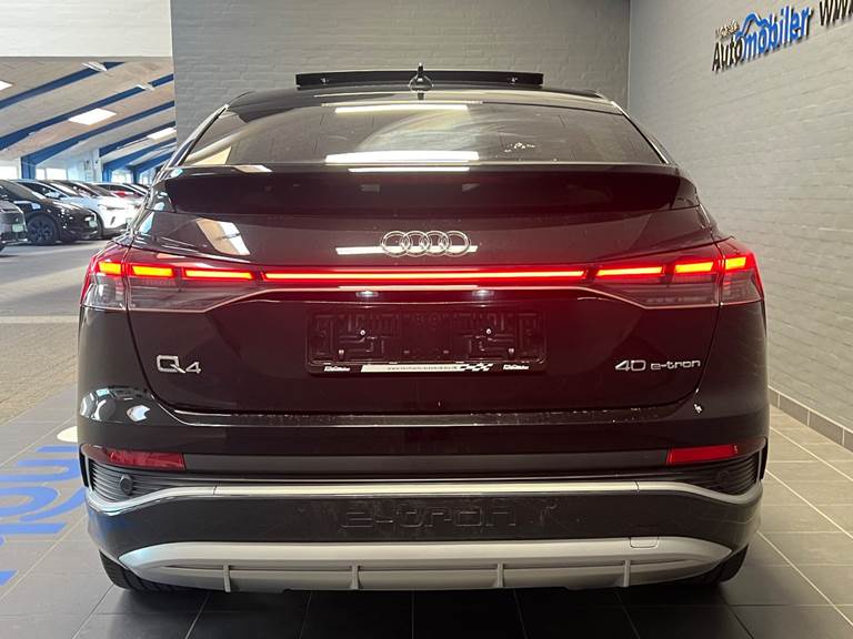 Audi Q4 e-tron 40 S-line Sportback