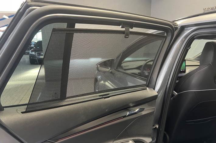 Grå Skoda Enyaq fra 2025