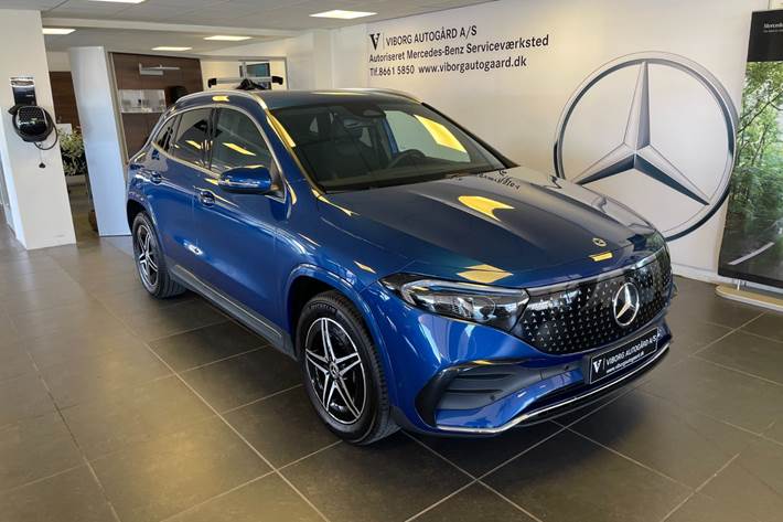 Blå Mercedes EQA250+ fra 2025