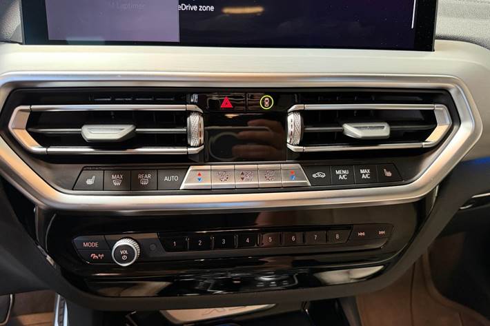 Sort BMW X3 fra 2022