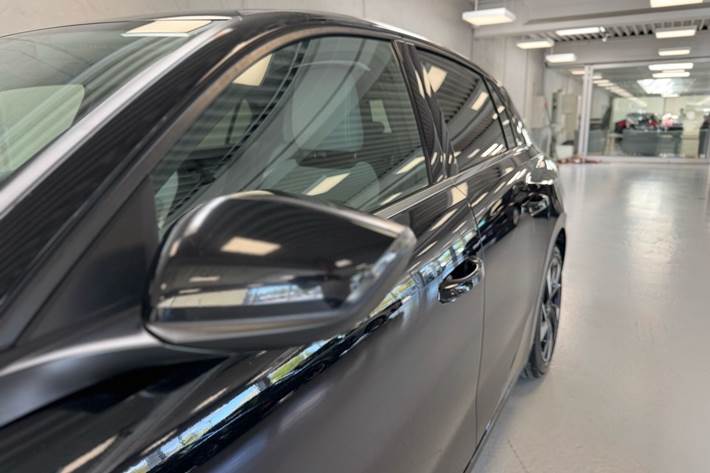 Sort Opel Astra fra 2022
