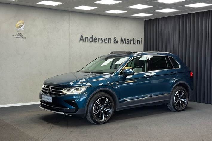 Blå VW Tiguan fra 2021