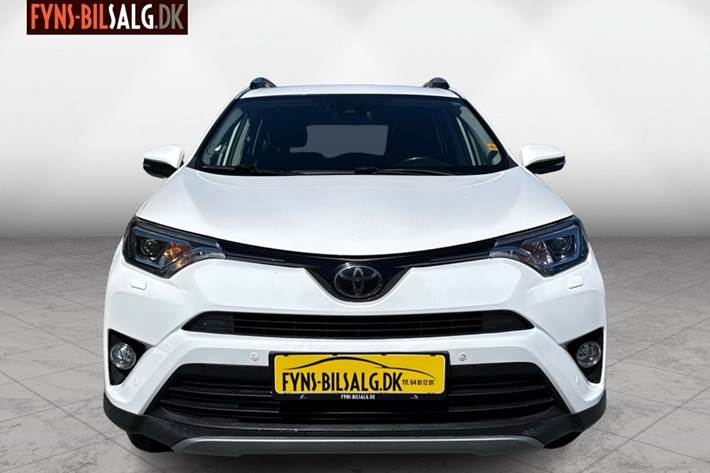 Hvid Toyota RAV4 fra 2018
