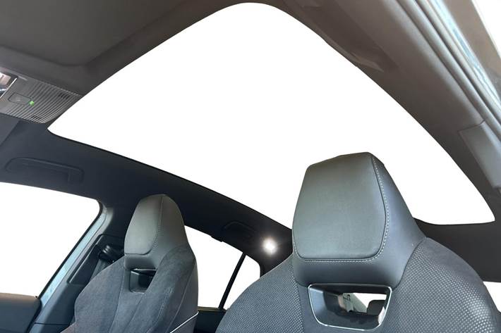 Grå Skoda Enyaq fra 2022