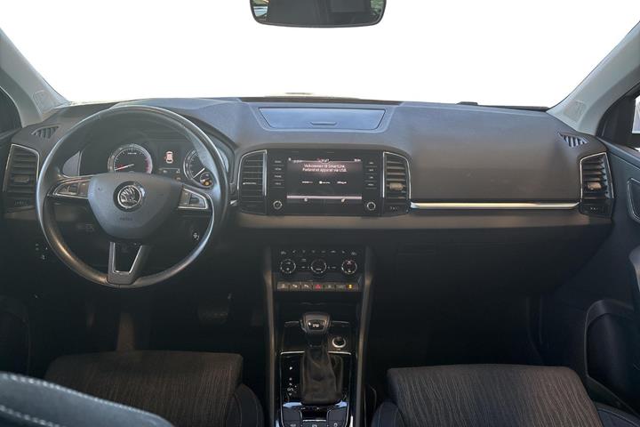 Hvid Skoda Karoq fra 2020