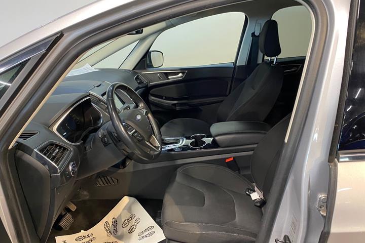 Sølv Ford S-MAX fra 2018