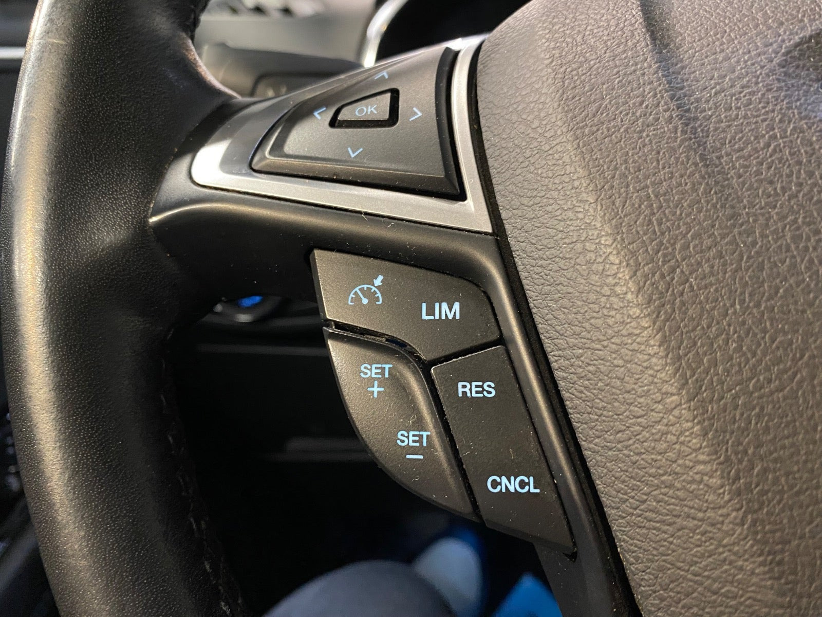 Sølv Ford S-MAX fra 2018