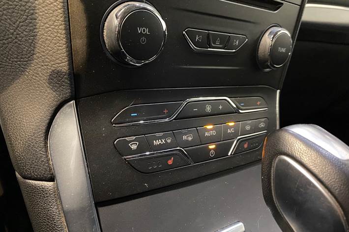 Sølv Ford S-MAX fra 2018