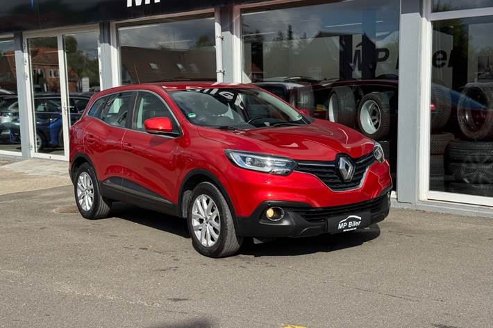 Rød Renault Kadjar fra 2017