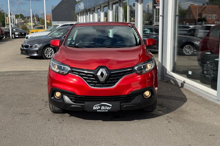 Rød Renault Kadjar fra 2017