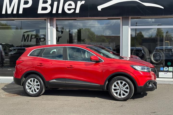 Rød Renault Kadjar fra 2017