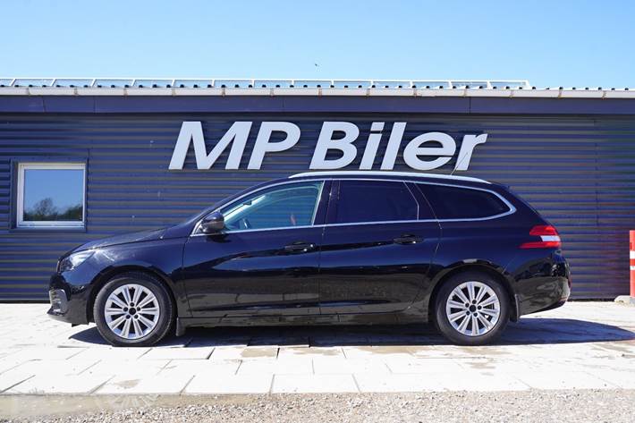 Sort Peugeot 308 fra 2018