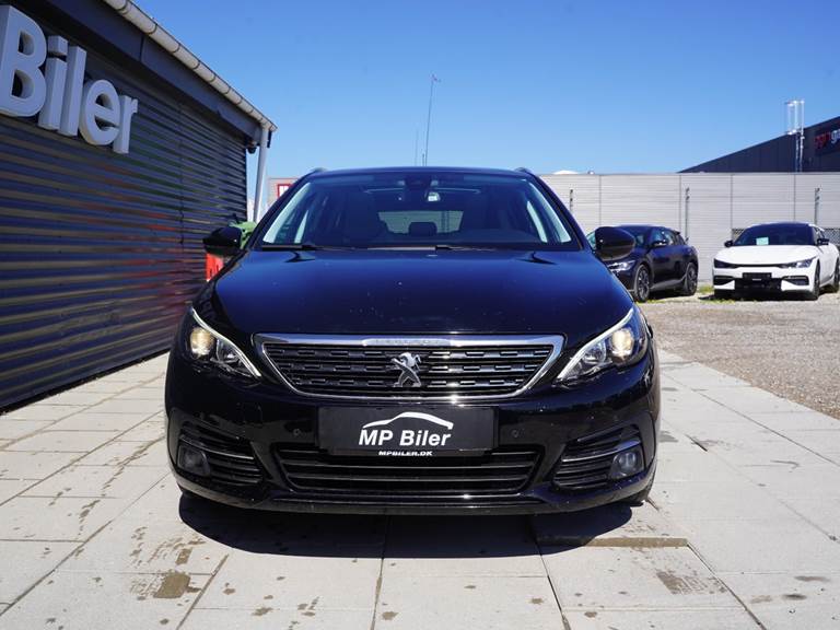 Peugeot 308 1,6 BlueHDi 120 Allure Sky SW