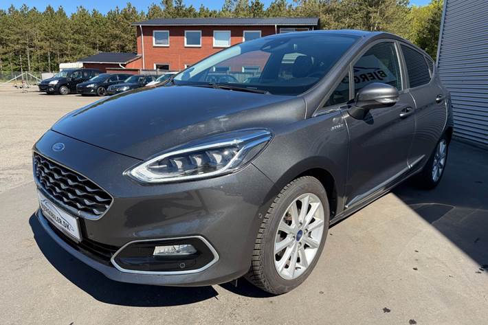 Grå Ford Fiesta fra 2020