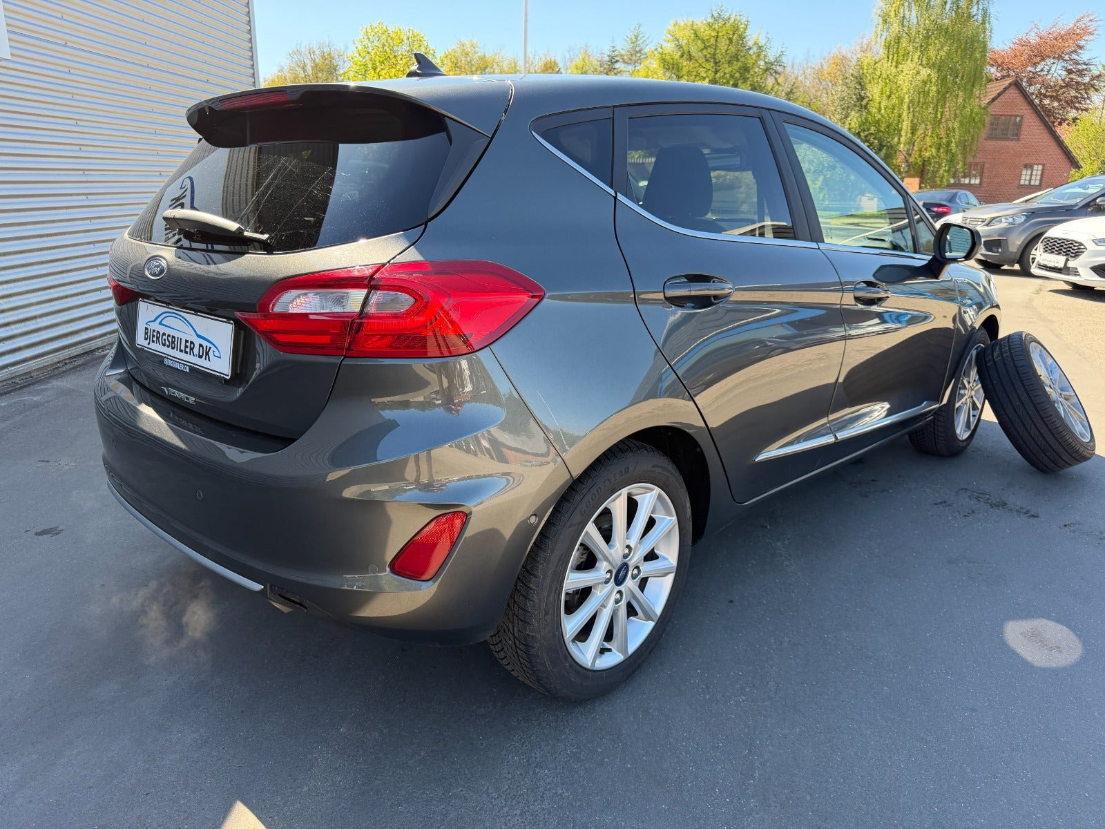 Grå Ford Fiesta fra 2020