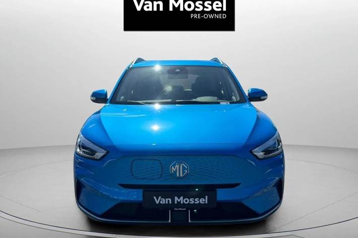Blå MG ZS fra 2023