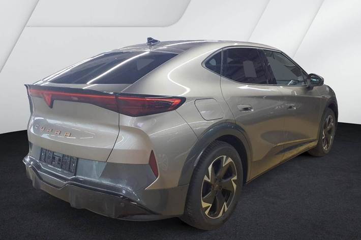 Orange Cupra Tavascan fra 2025