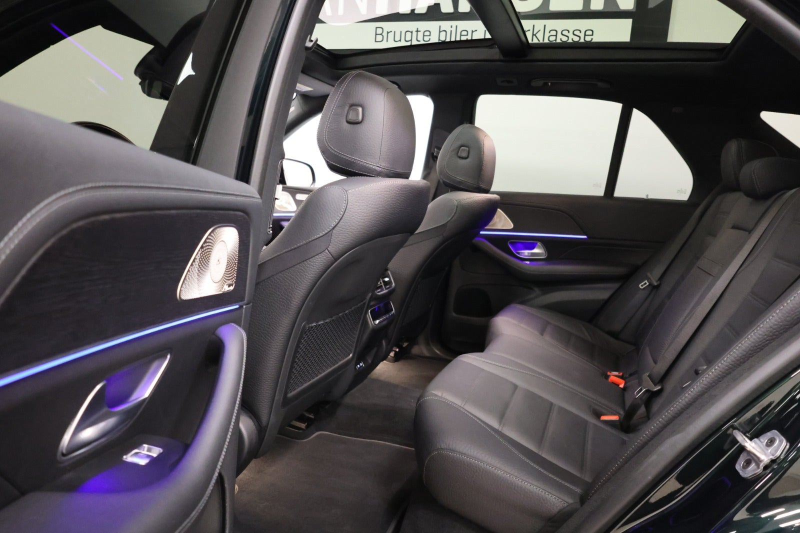 Grøn Mercedes GLE350 de fra 2024