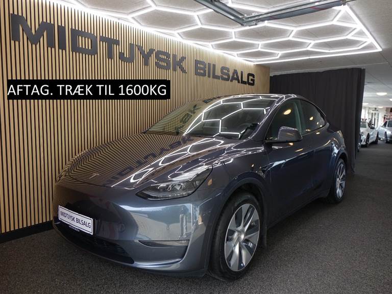 Tesla Model Y Long Range AWD
