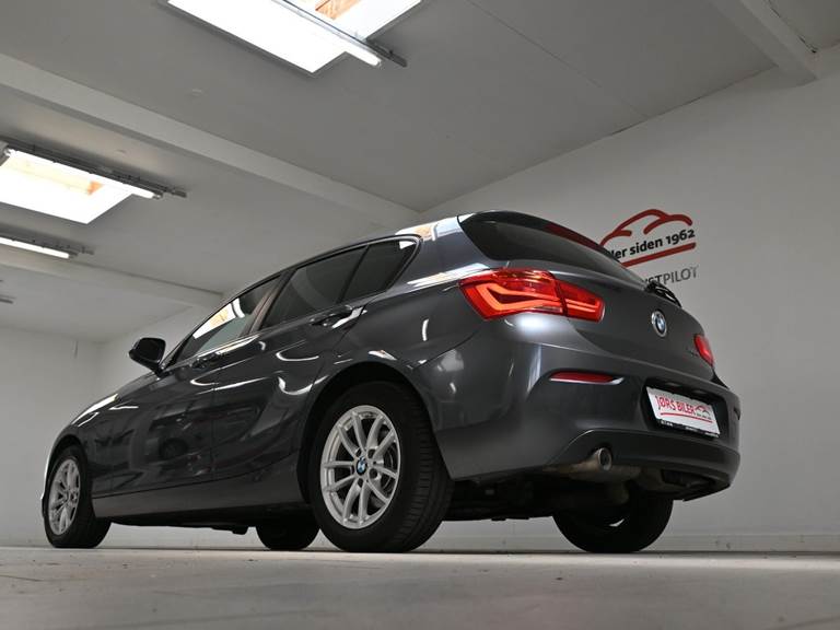BMW 118d 2,0 Connected aut.