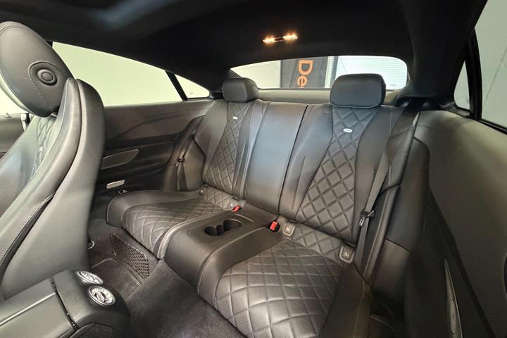 Grå Mercedes E400 fra 2017