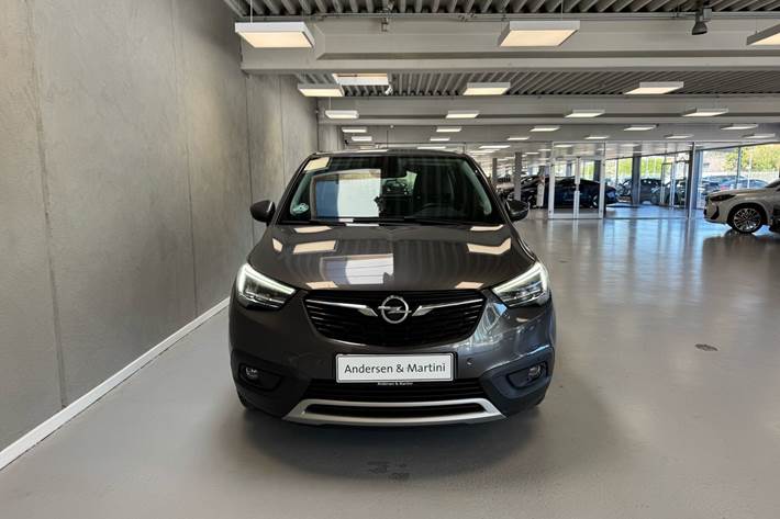 Grå Opel Crossland X fra 2021
