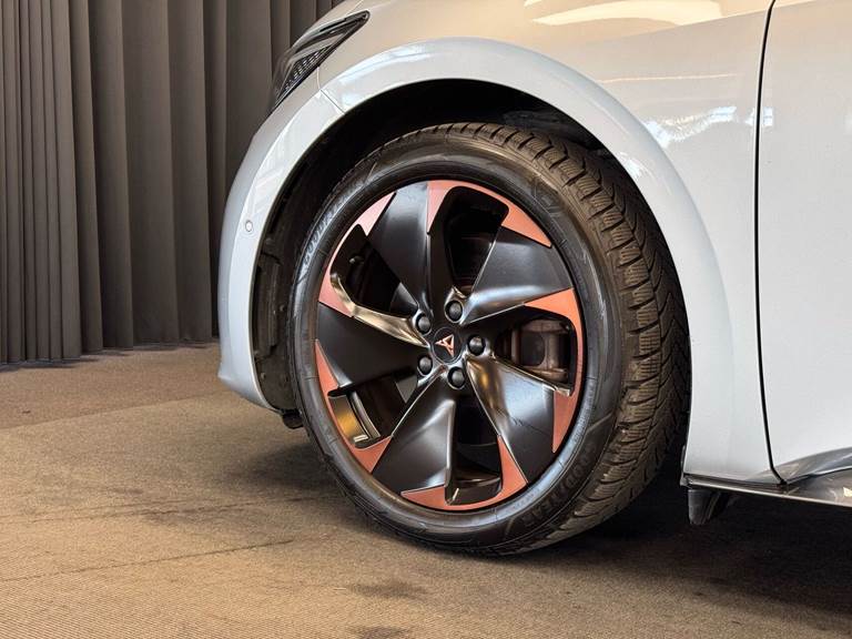 Cupra Born EL e-Boost 231HK 5d Aut.