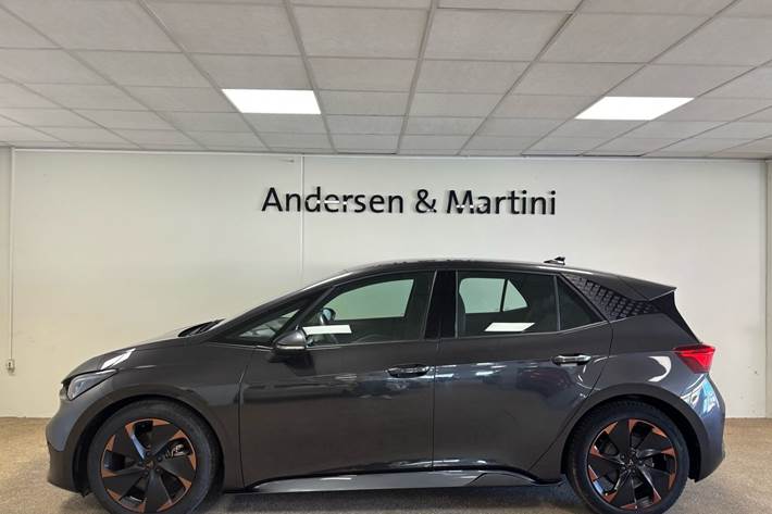 Grå Cupra Born fra 2022