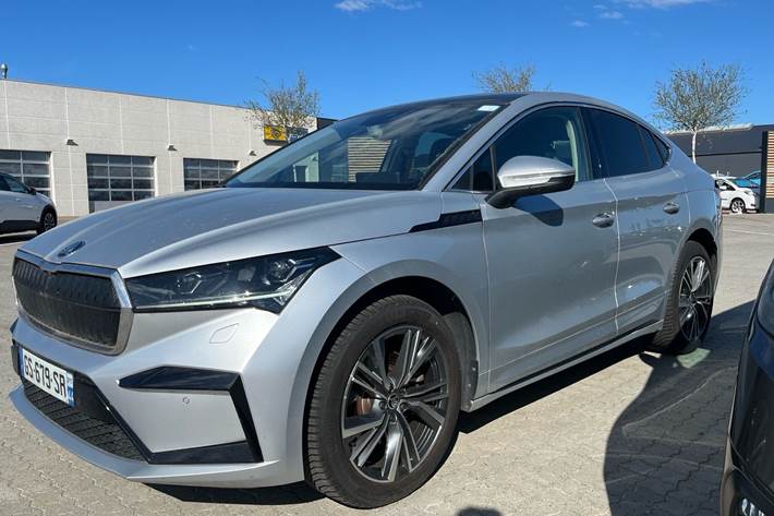 Sølv Skoda Enyaq fra 2023