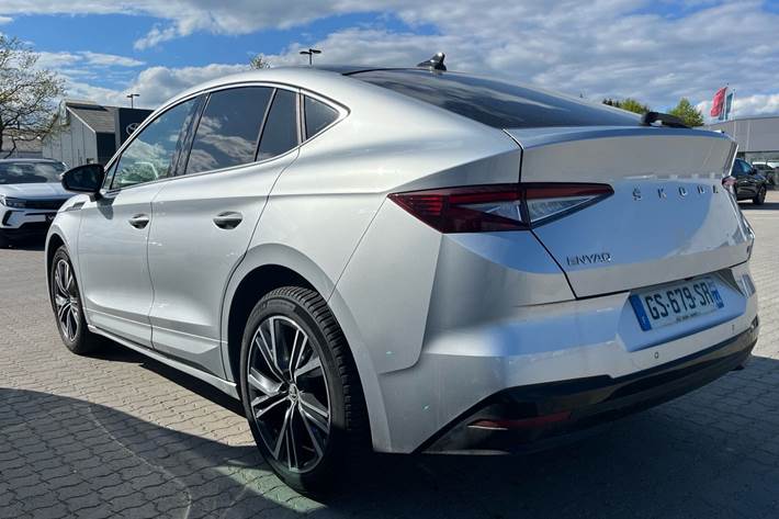 Sølv Skoda Enyaq fra 2023