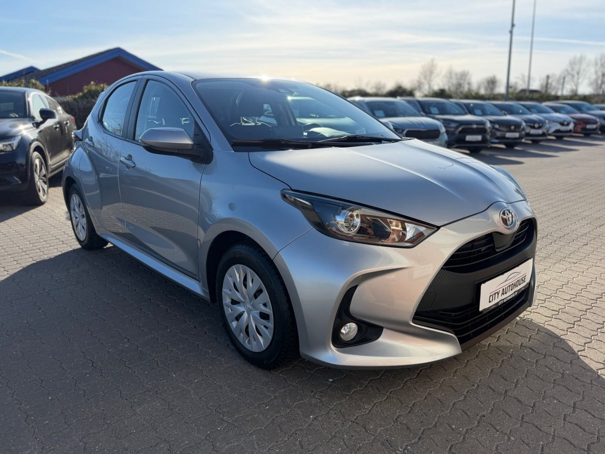 undefined Toyota Yaris fra 2022