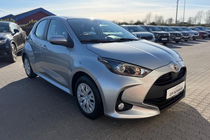 undefined Toyota Yaris fra 2022