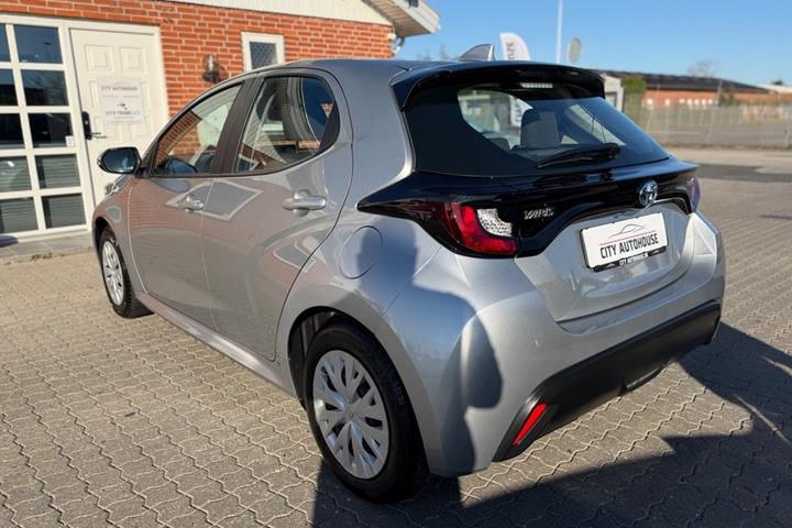 undefined Toyota Yaris fra 2022